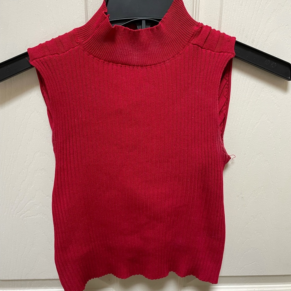 Small crop tank top, cross back
